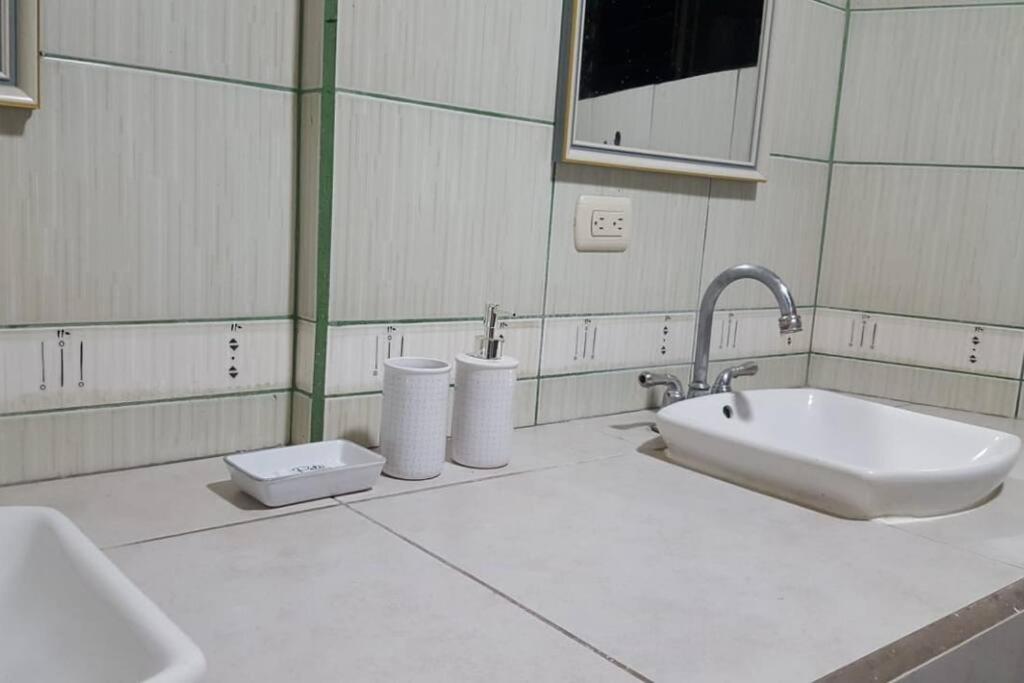 Puerto Viejo de Talamanca Casa Palmera Cocles, 300M To The Beach מראה חיצוני תמונה